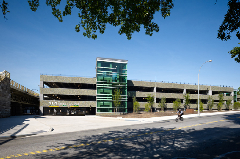 164 Street Garage Yankee Stadium Dandk Organizer